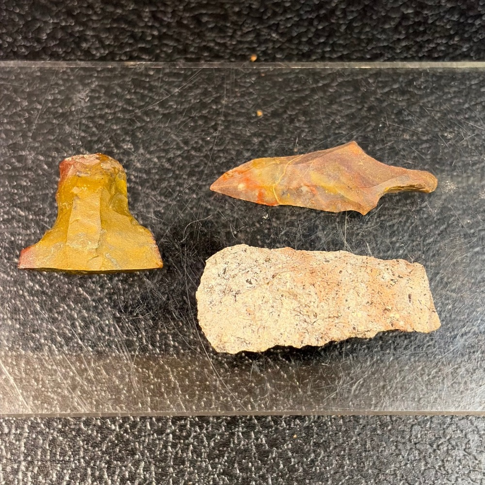 Vintage Stone Arrowhead Artifacts Set Chert Lithic Projectile Point Scraper 3pc